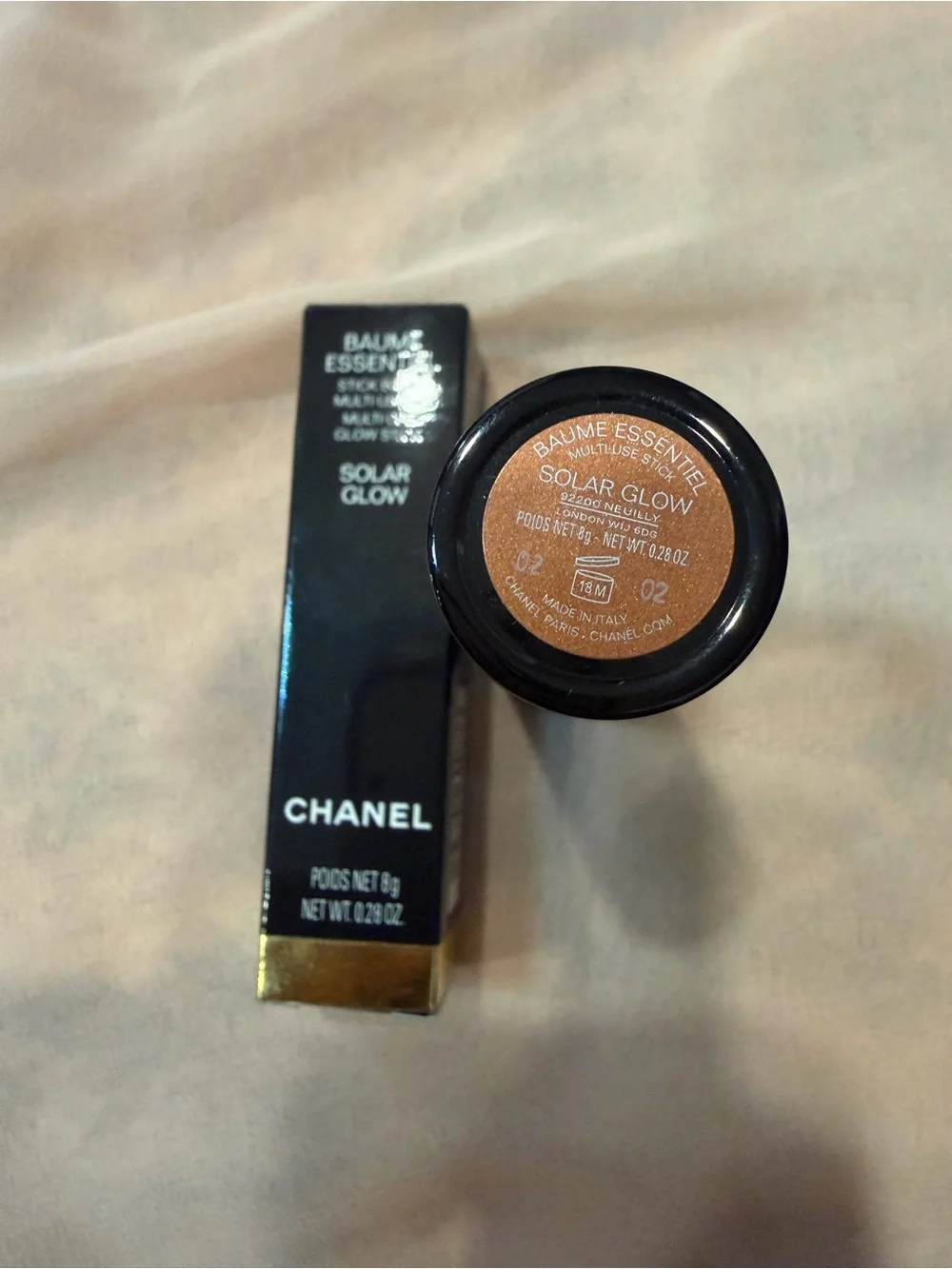 CHANEL Solar Glow Multi-Use Glow Stick - Solar Glow